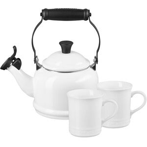 New Le Creuset 1.25 qt Demi Kettle Set W/ 2 14 Oz Mugs Stainless Steel White